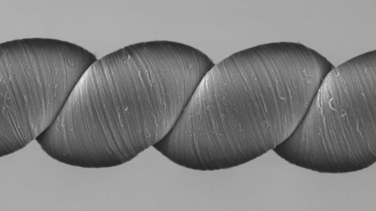DESARROLLAN UNA “FIBRA” QUE PUEDE GENERAR ELECTRICIDAD