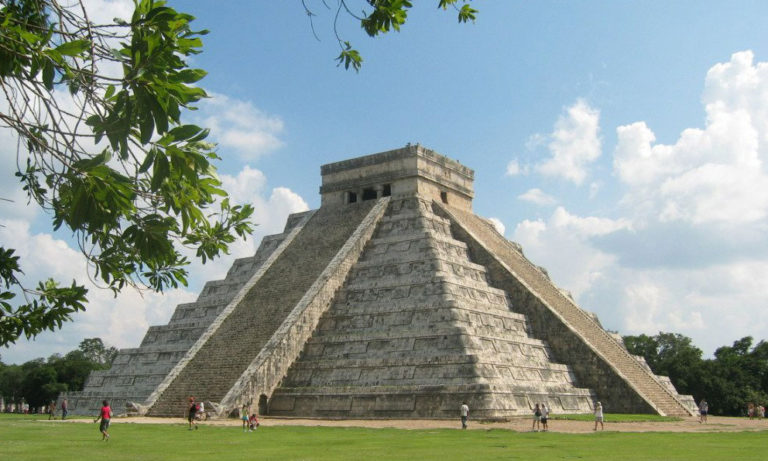 DRONES BUSCAN ‘GEOGRAFÍA SAGRADA’ DE CHICHÉN ITZÁ