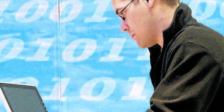 FORO ECONÓMICO MUNDIAL LANZA CENTRO DE SEGURIDAD CIBERNÉTICA