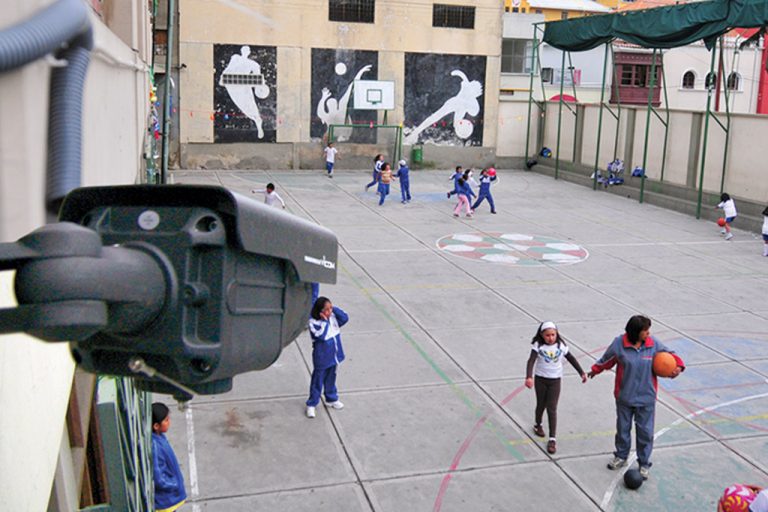 INSTALARÁN CÁMARAS DE VIDEOVIGILANCIA EN ZONA ESCOLAR AGUACALIENTE