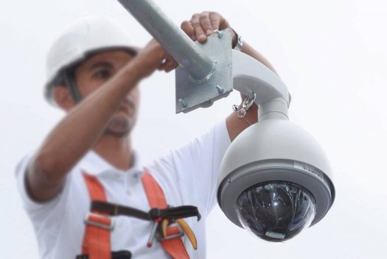 CADA VEZ SON MÁS LOS NEGOCIOS QUE INSTALAN CÁMARAS DE VIDEOVIGILANCIA