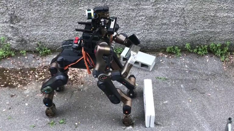 ASÍ SON LOS ROBOTS CENTAURO QUE AYUDARÁN EN LABORES DE RESCATE