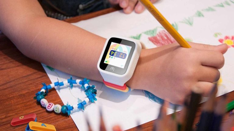 RELOJES INTELIGENTES PARA NIÑOS: ELEMENTO DE SEGURIDAD PARA UNOS, TECNOLOGÍA INNECESARIA PARA OTROS