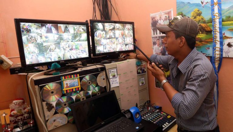COLOCAN CÁMARAS DE SEGURIDAD EN MERCADOS