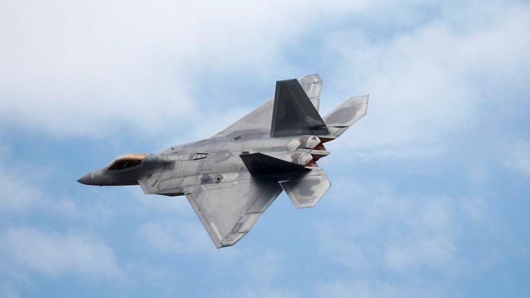 ARMEROS CHINOS ENSAYAN UN PROTOTIPO DEL RADAR CUÁNTICO