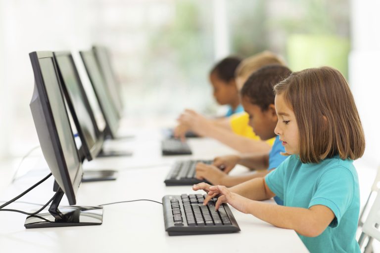 LA TECNOLOGÍA Y LOS NIÑOS SE ALÍAN PARA POTENCIAR SUS CONOCIMIENTOS Y SU SEGURIDAD
