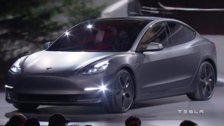 EL TESLA MODEL 3 ES EL AUTO CON MENOS PROBABILIDAD DE LESIONES EN CASO DE ACCIDENTE, SEGÚN LA NHTSA