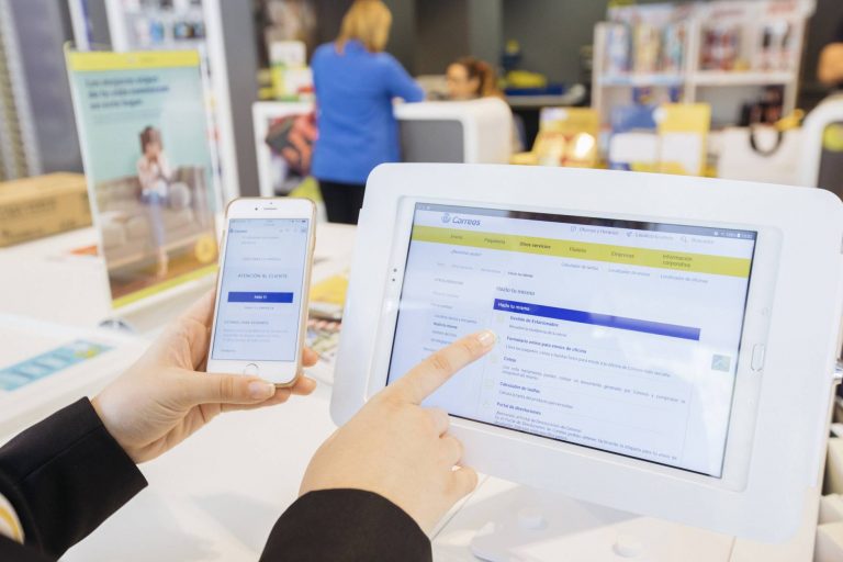 LA DIGITALIZACIÓN SE APODERA DE LAS OFICINAS DE CORREOS