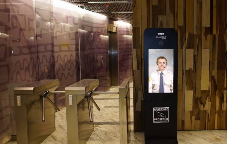 CONSERJE VIRTUAL: LA NUEVA TECNOLOGÍA DE SEGURIDAD CON HUMANOS DIGITALES