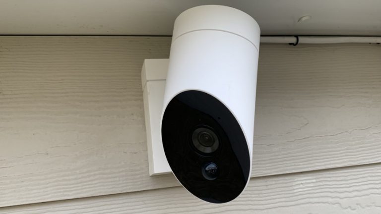 ASEGURA TU HOGAR CON LA NUEVA CÁMARA DE SEGURIDAD PARA EXTERIORES SOMFY OUTDOOR CAMERA