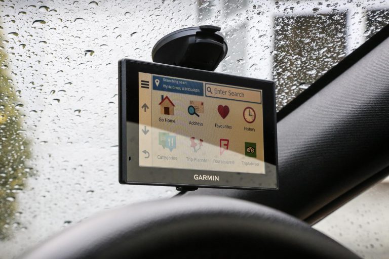 LOS MEJORES NAVEGADORES GPS PARA AUTOS QUE FACILITARÁN TUS VIAJES