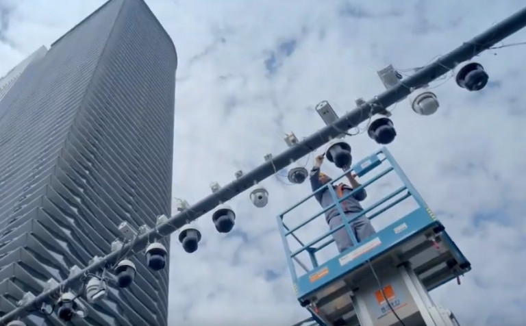 PODRÍA EU PONER EN LISTA NEGRA A EMPRESA CHINA DE VIDEOVIGILANCIA