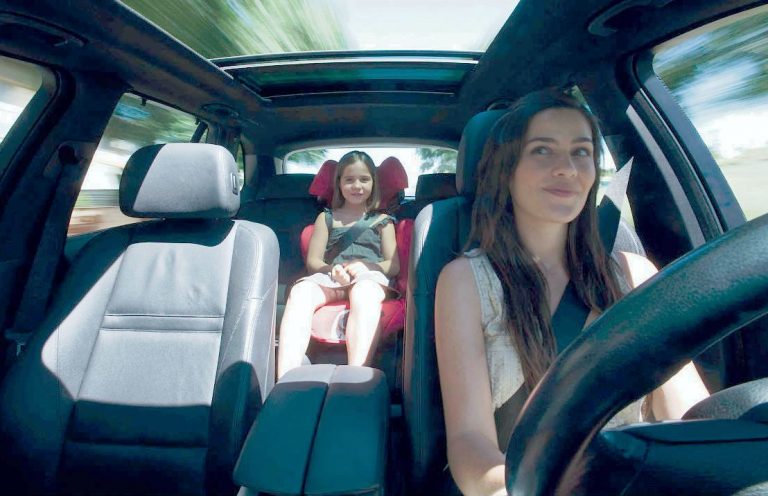 5 TIPS DE SEGURIDAD PARA MAMÁS AL VOLANTE