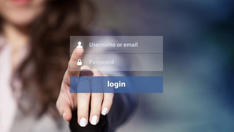 CÓMO CONTROLAR LA SEGURIDAD Y PRIVACIDAD EN LA ERA TECNOLÓGICA