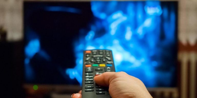 HACKERS PODRÍAN ESTAR CONECTADOS A NUESTROS TELEVISORES INTELIGENTES