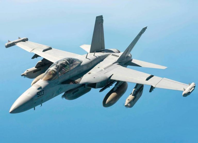 PORTAAVIONES, DRONES Y GUERRA ELECTRÓNICA: EL AVANZADO ARSENAL DE EE.UU.