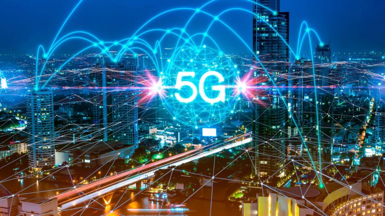 ¿PODRÁN LAS REDES 5G ACTUAR COMO ESCUDO DE SEGURIDAD PARA MÓVILES Y IOT?
