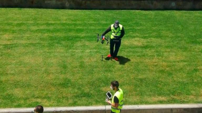 DRONES QUE VIGILAN