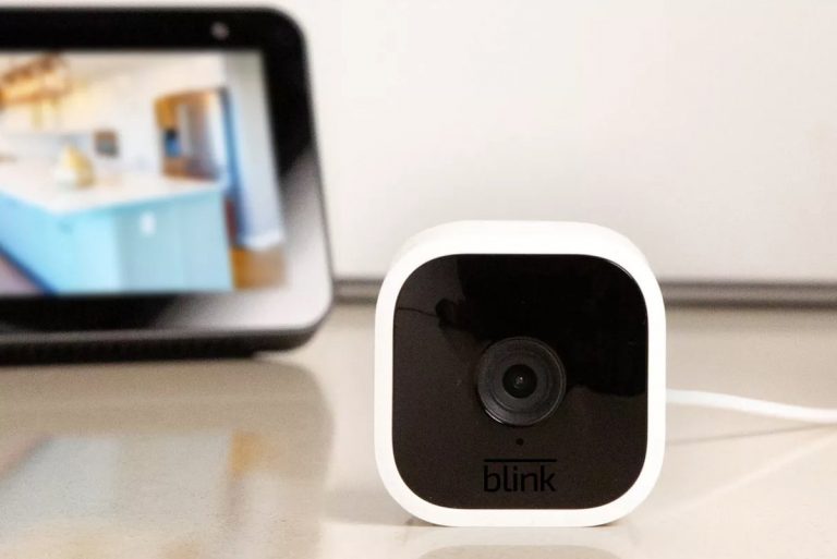 CÁMARA DE SEGURIDAD BLINK MINI DE AMAZON