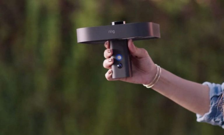 AMAZON PRESENTA UN DRON CON CÁMARA DE SEGURIDAD PARA VIGILAR EL HOGAR