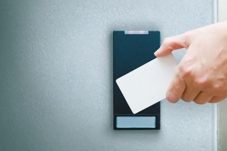 3 MITOS COMUNES SOBRE LA SEGURIDAD DE LOS SISTEMAS DE CONTROL DE ACCESO