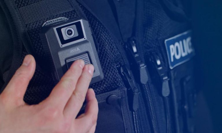 AXIS ENTRA EN EL MERCADO DE LAS CÁMARAS CORPORALES PARA FUERZAS DE SEGURIDAD