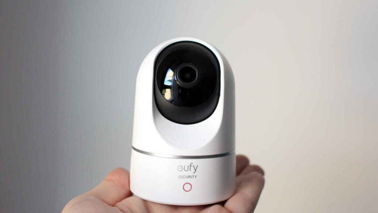CÁMARA DE SEGURIDAD INDOOR CAM 2K PAN & TILT