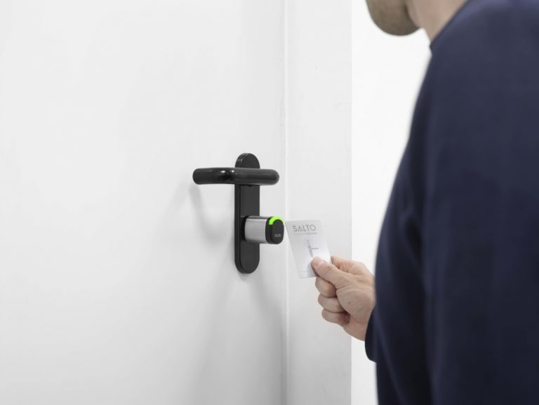 SALTO REFUERZA SU CARTERA DE CONTROL DE ACCESOS