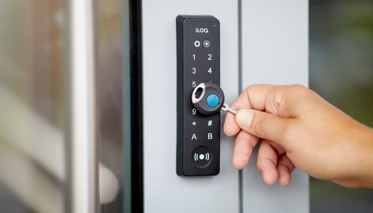 LAS CERRADURAS ELECTRÓNICAS SIN BATERÍA DE ILOQ SE SUMAN AL SISTEMA INTEGRAL DE CONSTRUCCIÓN INDUSTRIALIZADA DE GRUPO AVINTIA, ÁVIT-A