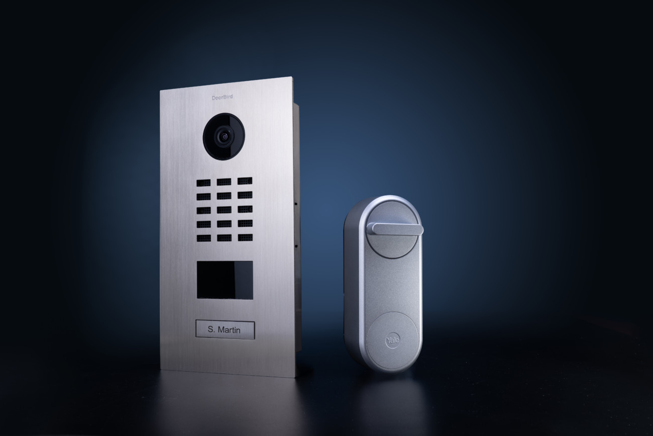 DOORBIRD SUPERVISAR Y GESTIONAR LAS PUERTAS EXTERIORES OSAO