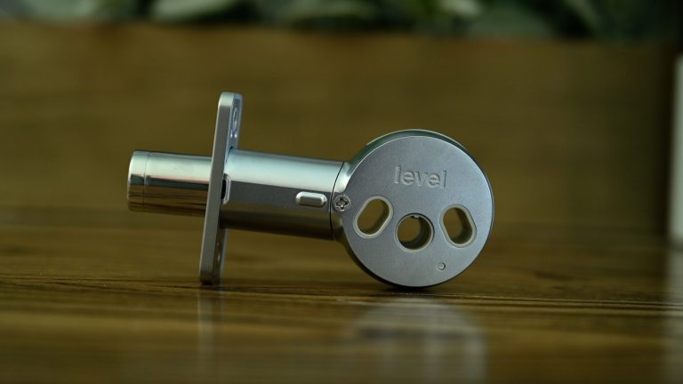 CERRADURA DIMINUTA E INTELIGENTE DE LEVEL HOME