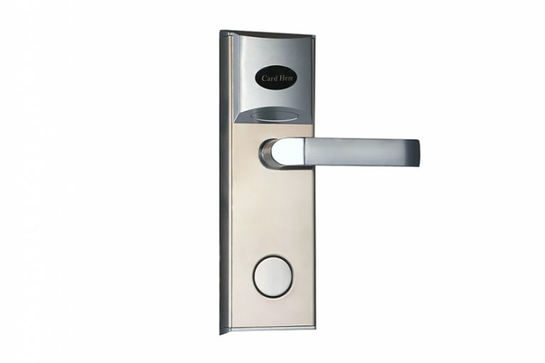 CONTROL DE ACCESO RFID PARA HOTELES