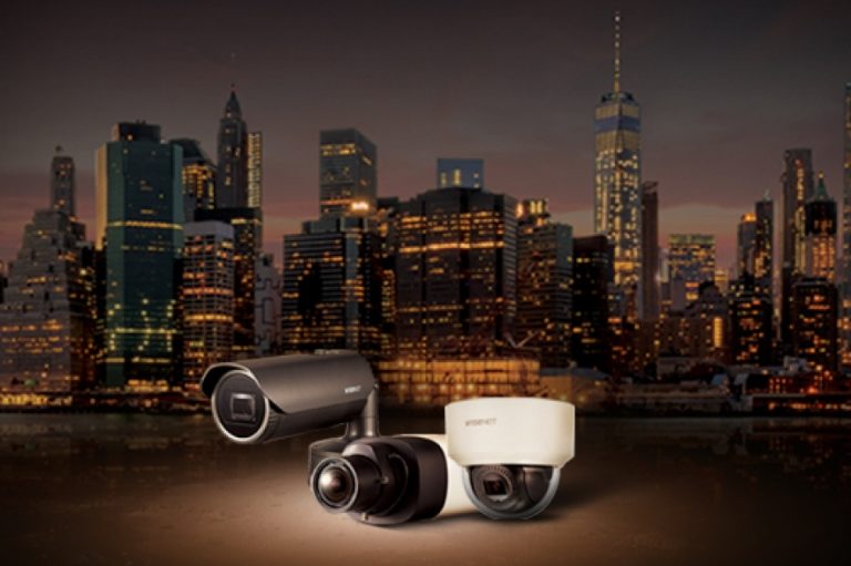 CENTROS DE RECARGA EV CON HANWHA WISENET