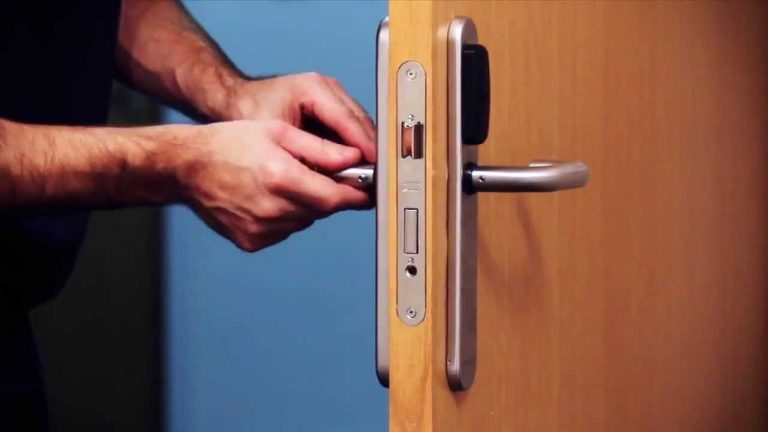 CERRADURA CON AVANZADO SISTEMA DE SEGURIDAD
