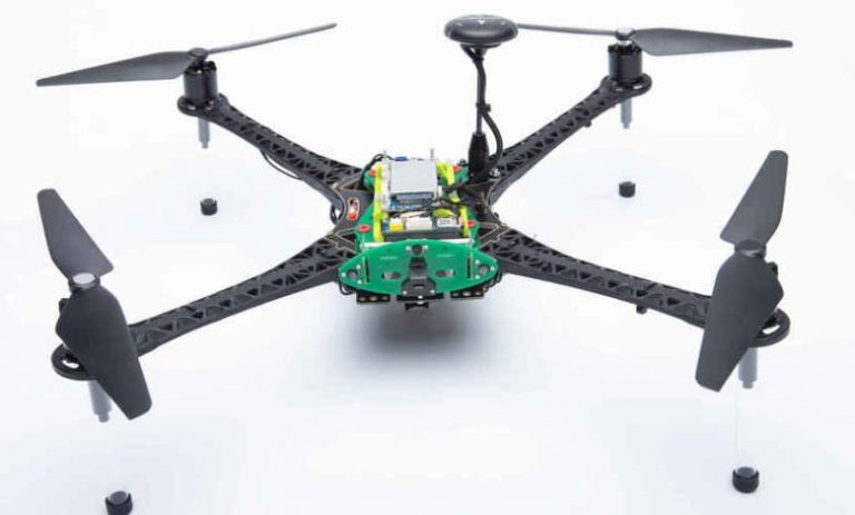 DRONES AUTÓNOMOS CON IA Y 5G