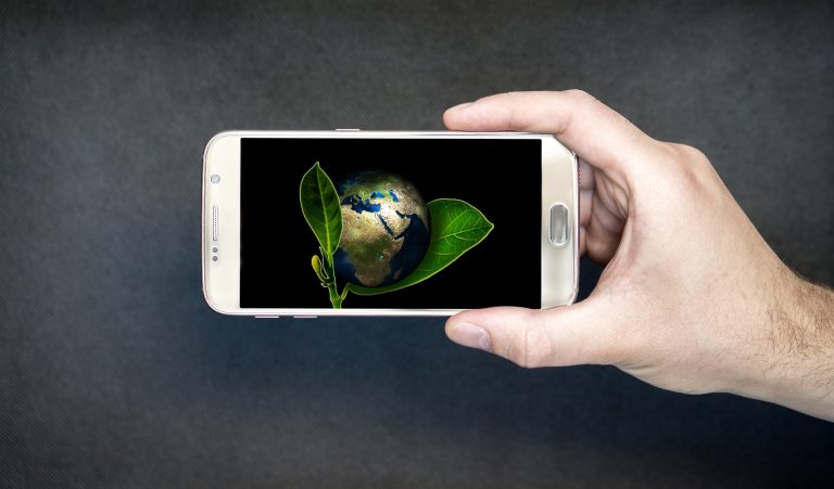 TECNOLOGÍA COMO ARMA PARA PONERLE FRENO AL IMPACTO AMBIENTAL